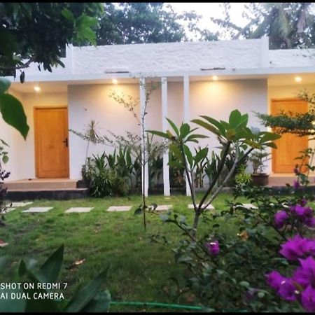 Cemare Cottage Lembar  Exterior foto